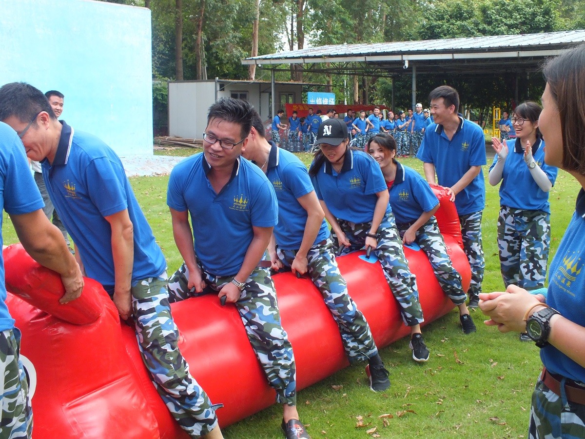 華域集團趣味運動(dòng)會(huì )